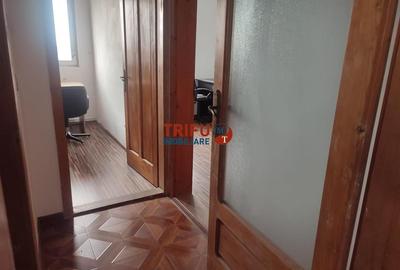 Apartament 3 camere de vanzare etaj intermediar zona Bulevard - 8
