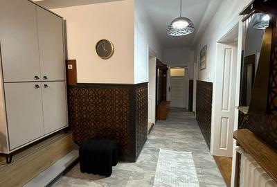 Inchiriez apartament la casa - 3