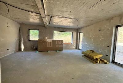 Casă cu Teren 750 Mp în Tăuții de Sus - 2