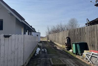 Casă cu 3 camere în Central