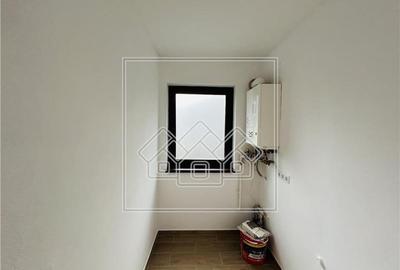 Casa de vanzare in Sibiu - 121 mp utili + 247 mp teren - 5