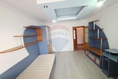 Apartament cu 2 camere decomandat în 1 Mai - 12