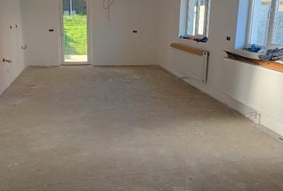 Casă individuală cu 4 camere cu Canalizare în Vinga - 2