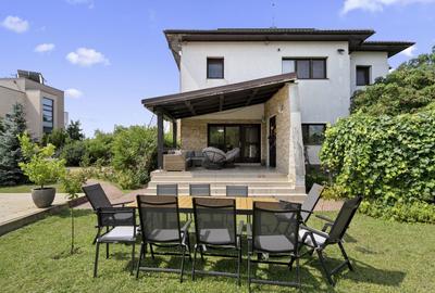 Vila clasică cu piscină și teren generos, într-un cadru verde, zona Băneasa - 16