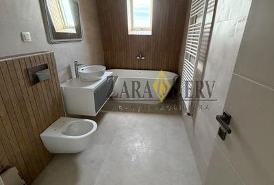 Apartament cu 3 camere decomandat în Republicii - 2