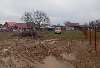 Teren agricol intravilan de 670 mp, în Exterior Sud - 2