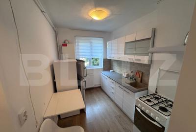 Apartament modern, de vanzare, 44 mp, zona Aleea Trandafiril - 12