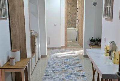De închiriat apartament 3 camere Bulevard Decebal  metrou munci - 2