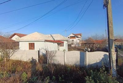 Casă cu 3 camere cu Teren 700 Mp în Ionești - 3