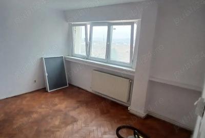 Garsonieră decomandată în Central - 2