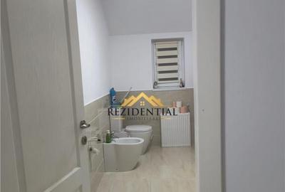 Casă cu 4 camere cu Teren 500 Mp în Cătămărești - 2