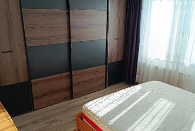 Apartament 4 camere etaj 1 , C.Moldovei - 1