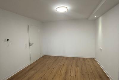 Apartament 3 camere -Zona Sud - 77 mp - 77900  euro  negociabil - 2