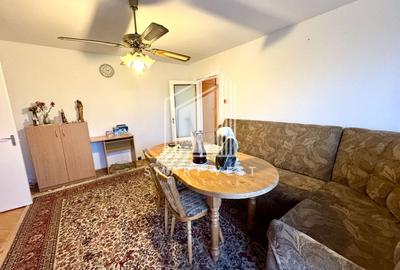 Apartament 3 camere | 67 mp utili | Zona Micro 16 - 12