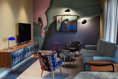 Apartament cu 3 camere semidecomandat, mobilat în Primăverii