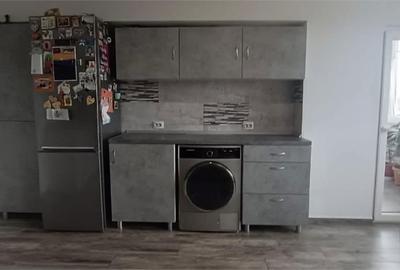 Apartament cu 4 camere decomandat în Ampoi 2 - 3