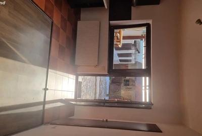 Casă cu Teren 148 Mp în Vlădești - 12