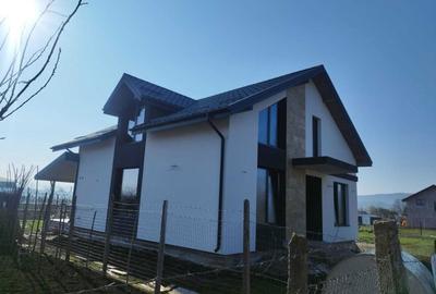 Casă cu 3 camere în Dancu - 1