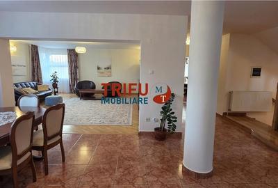 Casă cu 4 camere în Central