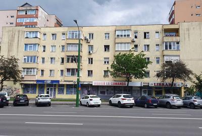 Spațiu comercial, de 85 mp, în Central - 8