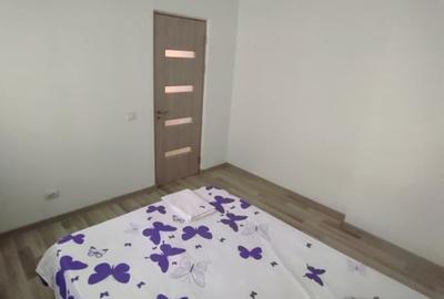 Apartament cu 3 camere semidecomandat, mobilat în 1 Mai - 5