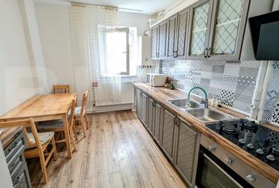 Apartament 2 camere , zona Cetate