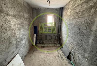 Casa noua semifinisata S+P+M cu teren de 1062mp in Ghercesti, zona DEx - 14