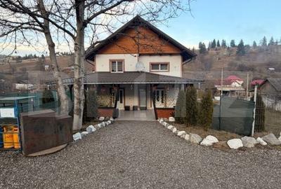 Casă cu 4 camere în Sadova - 8