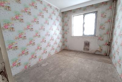 74.900 euro- 3 camere, etaj 1/4, bloc fara risc, Zimbru