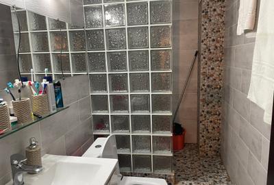 Apartament cu 3 camere decomandat, mobilat în 13 Septembrie - 8