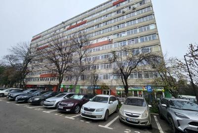 Apartament cu 3 camere decomandat, mobilat în Berceni