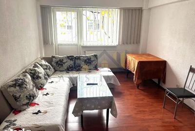 Apartament cu 3 camere semidecomandat în Micro 3 - 4