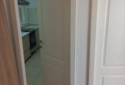 Apartament cu 2 camere decomandat în Eroii Revoluției - 4