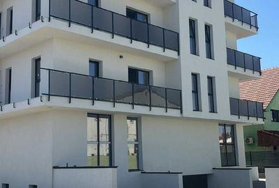 Apartament cu 3 camere decomandat în Exterior Vest - 1