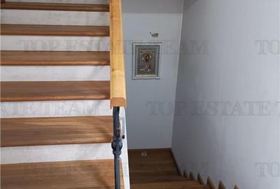 Casă cu 11 camere cu Canalizare în Jilava - 2