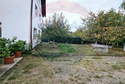 Casa / Vila cu 5 camere de vanzare - 18