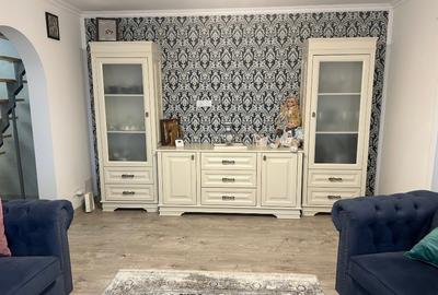 Apartament cu 4 camere, mobilat în Central - 1