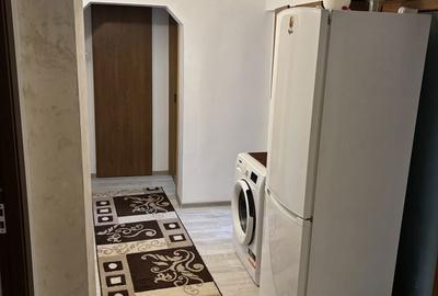 Apartament cu 3 camere decomandat în Crișan - 5