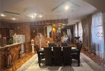 Casa spatioasa si versatila de vanzare in Eforie Nord  ideala pentru locuinta + - 4