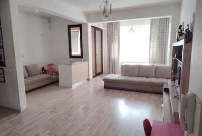 Apartament cu 4 camere decomandat în Central - 2