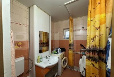 Apartament cu 4 camere decomandat, mobilat în 9 Mai - 6