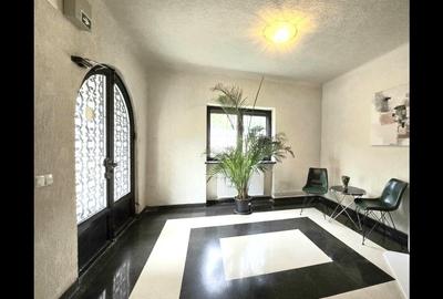 Apartament cu 8 camere decomandat în Aviatorilor - 24