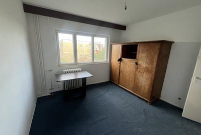 Apartament cu 3 camere Torontalului - 3