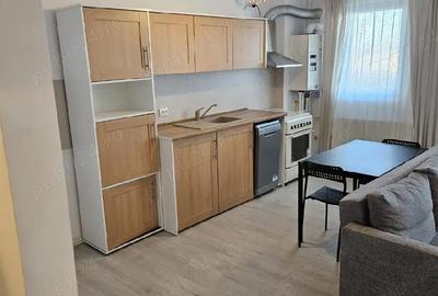 Apartament cu 2 camere decomandat în Central - 3