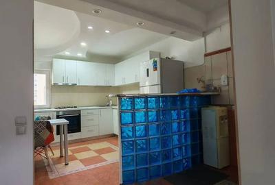 Apartament cu 3 camere decomandat, mobilat în Vitan - 13