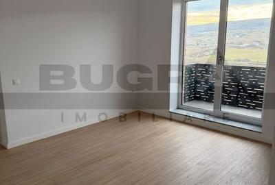 Apartament cu 3 camere semidecomandat în Chinteni - 1