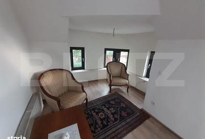 Casă cu 4 camere în Central - 7