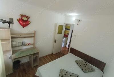 Apartament cu 3 camere semidecomandat în Bularga - 5