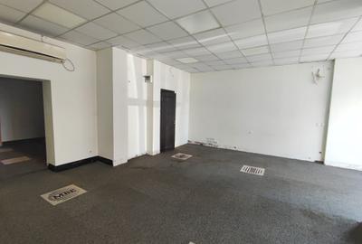 Spațiu comercial, de 91 mp, în Moșilor - 3