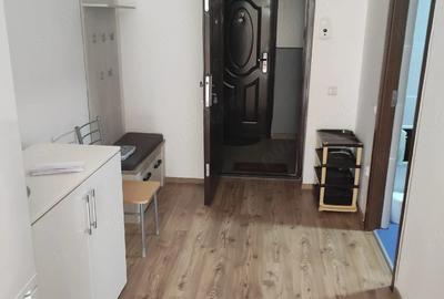 Garsonieră decomandată în Central - 1